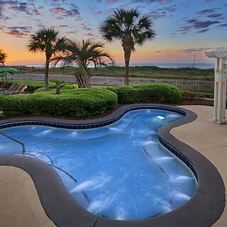 Marriott's Barony Beach Club — Whirlpool Hot Tub