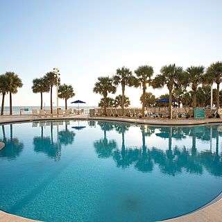 Club Wyndham Ocean Walk — Accessible Pool With Beach View