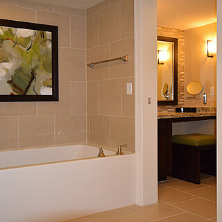 The Berkley, Las Vegas — Bathroom