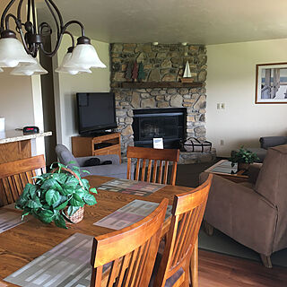 The Rushes — Dining Area