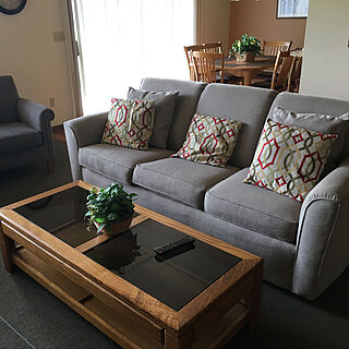 The Rushes — Living Area