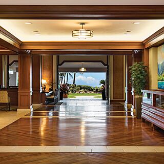 Marriott's Waiohai Beach Club — Lobby
