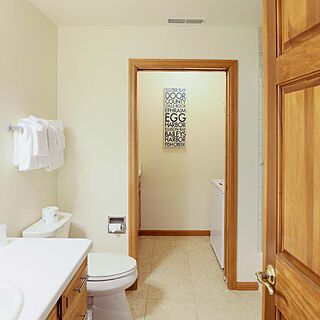 Glidden Lodge Beach Resort — Bathroom