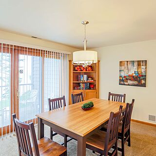 Glidden Lodge Beach Resort — Dining Area