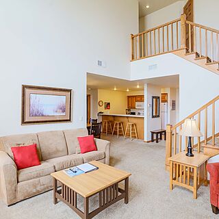 Glidden Lodge Beach Resort — Living Area