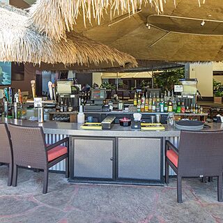 Hilton Vacation Club Kaanapali Beach — Pool Bar