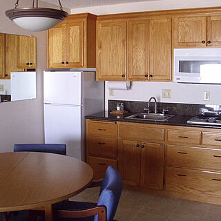 Rockaway Beach Resort — Kitchen