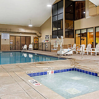 Laurel Crest Resort — Indoor Pool
