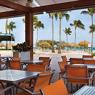 Marriott's Aruba Ocean Club — Poolside Bar and Grill