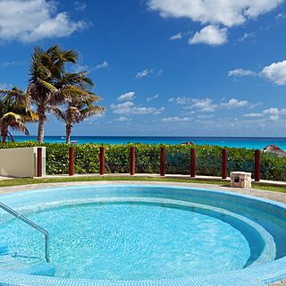 The Westin Lagunamar Ocean Resort Villas & Spa &mdash; Ocean View Hot Tub