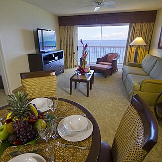 Hilton Vacation Club Kaanapali Beach — Sample Living Area