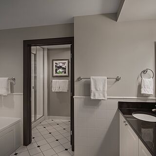 Marriott's Fairway Villas at Seaview — Sample Bathroom
