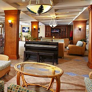 Playa Linda Beach Resort — Lounge