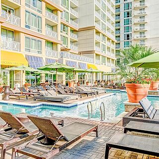 Hilton Vacation Club Ocean Beach Club Virginia Beach — Pool