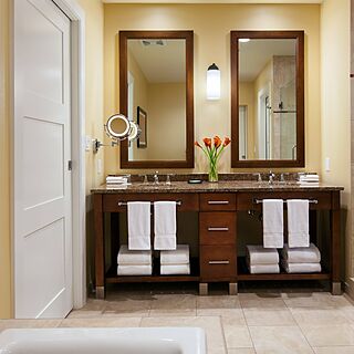 The Westin Riverfront Mountain Villas — Sample Bathroom