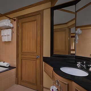 Marriott's Phuket Beach Club — Bathroom