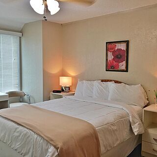 Four Seasons on the Gulf — Bedroom