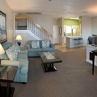 Four Seasons on the Gulf — Living Area