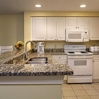 Waterside by Spinnaker &mdash; Sample Kitchen