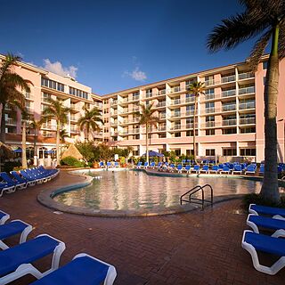 Palm Beach Shores Resort and Vacation Villas &mdash; Pool