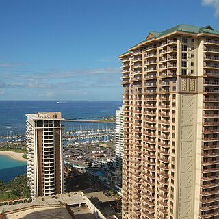 Grand Waikikian by Hilton Grand Vacations — Exterior