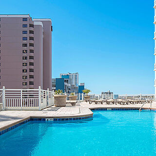 Carolina Grande &mdash; Pool