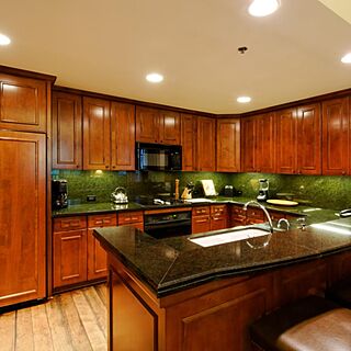 The Ritz-Carlton Club, Aspen Highlands — Sample Kitchen