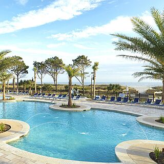 Ocean Oak Resort by Hilton Grand Vacations — Pool