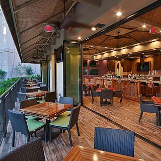 Tahiti Village — Restaurant