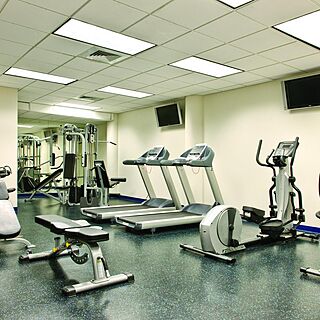 Club Wyndham at Waikiki Beach Walk — Fitness Center
