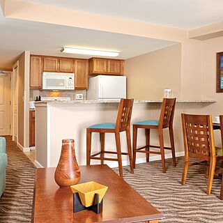 Club Wyndham at Waikiki Beach Walk — Living Area
