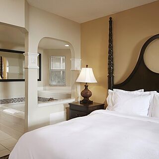 Hilton Grand Vacations at SeaWorld — Bedroom