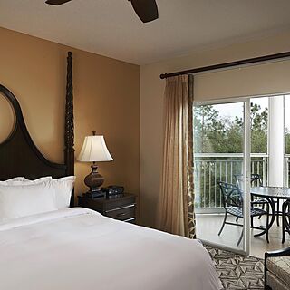 Hilton Grand Vacations at SeaWorld — Bedroom