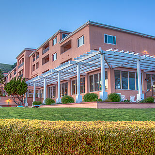 San Luis Bay Inn