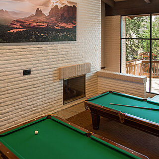 Arroyo Roble Resort — Clubhouse