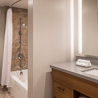 Marriott's Waikoloa Ocean Club — Bathroom