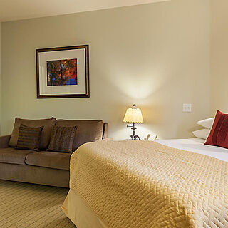 The Falls Village Resort &mdash; Sample studio