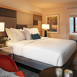 Hilton Grand Vacations Chicago Downtown Magnificent Mile — Bedroom