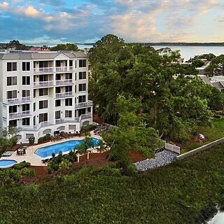 Marriott's Harbour Club at Harbour Town &mdash; Exterior
