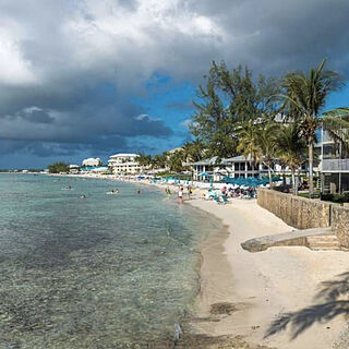 Plantation Village Beach Resort — Beach