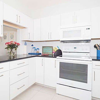 Plantation Village Beach Resort — Kitchen