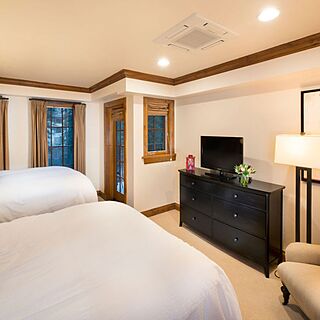 Vail Mountain Lodge — Bedroom