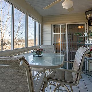 Thousand Hills Golf Resort — Balcony