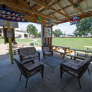 Branson Yacht Club &mdash; Grounds