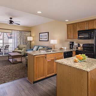 Wyndham Branson at the Meadows &mdash; Kitchen