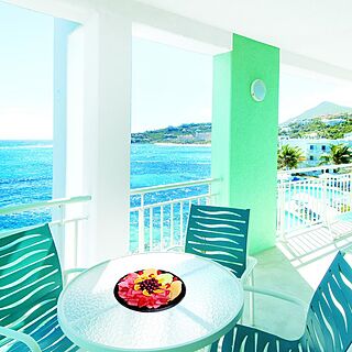 Oyster Bay Beach Resort — Balcony