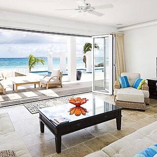 Coral Beach Club — Living Area