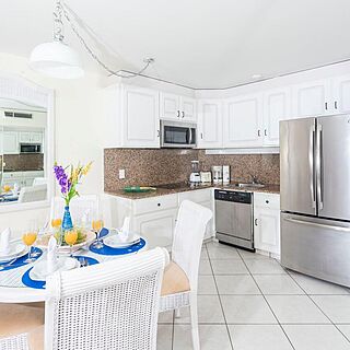 Sapphire Beach Club &mdash; Dining Area