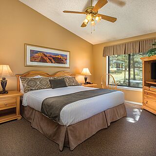 Club Wyndham Flagstaff — Sample Bedroom