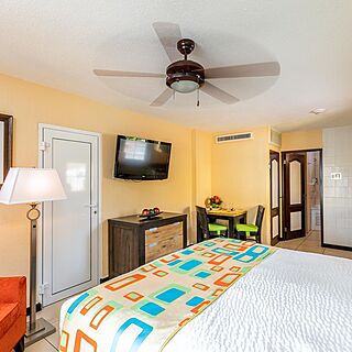 Amsterdam Manor Beach Resort — Bedroom